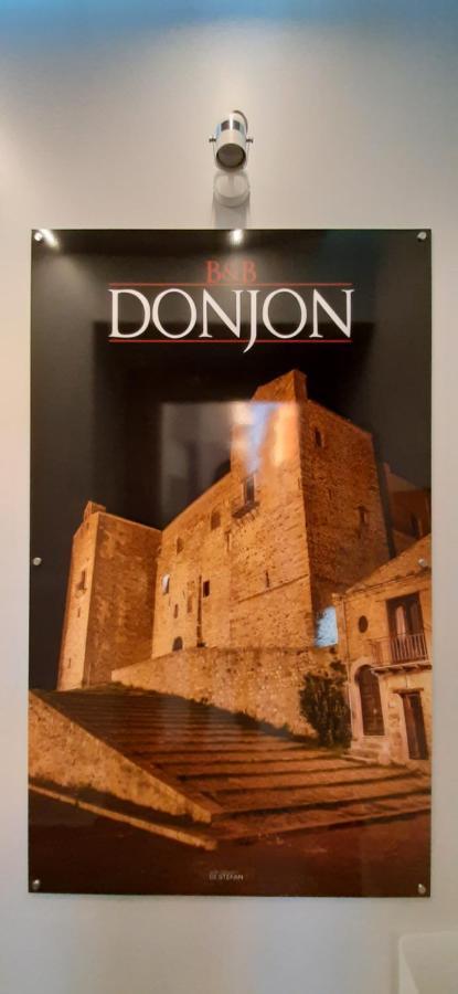 Donjon Suite Centro Storico Castelbuono  Εξωτερικό φωτογραφία
