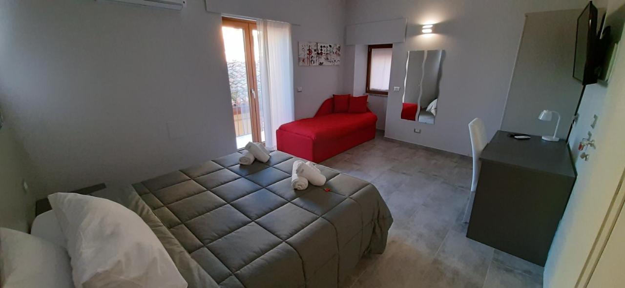 Donjon Suite Centro Storico Castelbuono  Εξωτερικό φωτογραφία